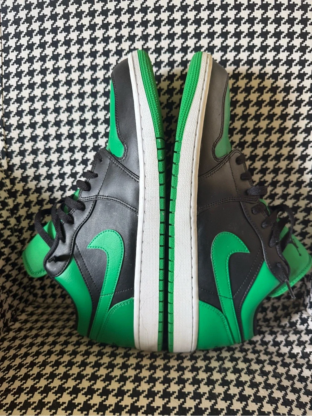 Jordan low top